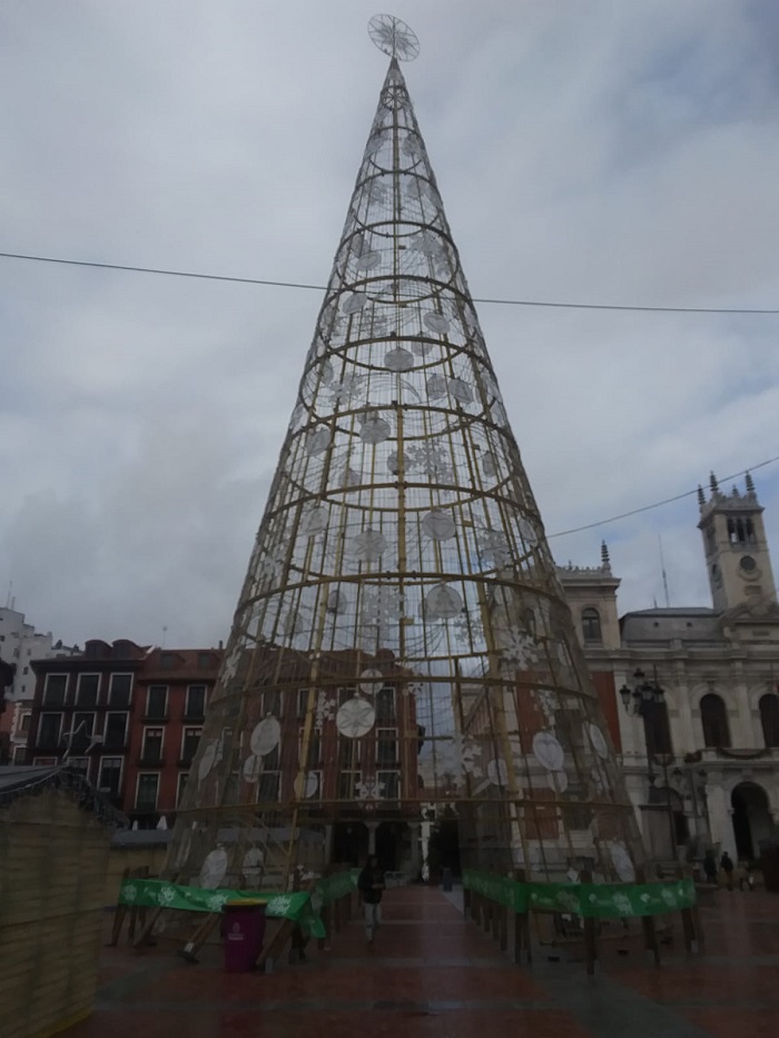 Feliz Navidad Felices Reyes Felices Fiestas Me cago en la Navidad de Valladolid